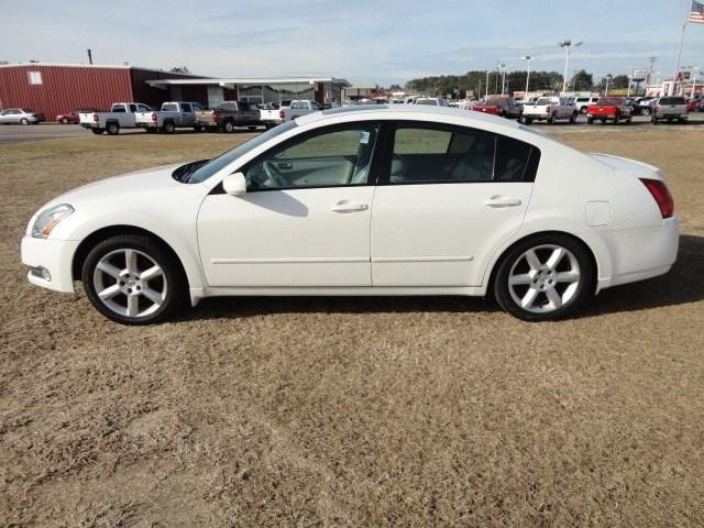 Nissan Maxima 2005 photo 2