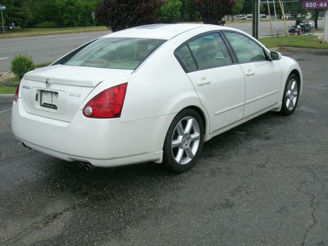 Nissan Maxima 2005 photo 1