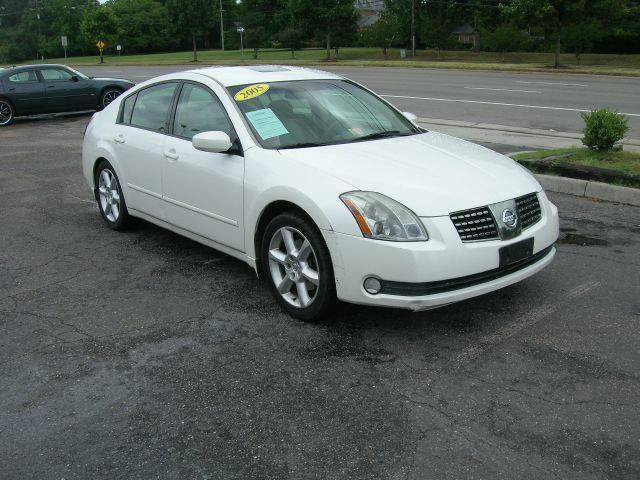 Nissan Maxima 2005 photo 10