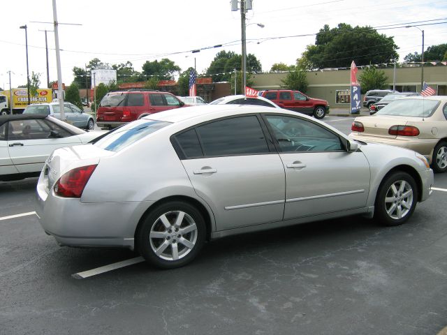Nissan Maxima 2005 photo 2