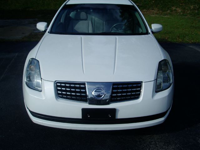 Nissan Maxima 2005 photo 2