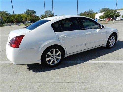 Nissan Maxima SE Convertible 2D Other