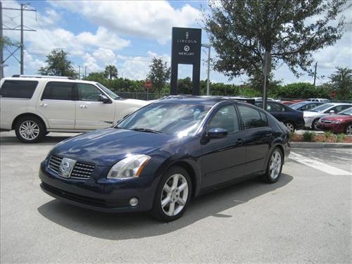 Nissan Maxima ST Pickup 4D 5 1/2 Ft Other