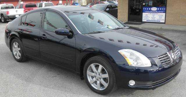 Nissan Maxima ST Pickup 4D 5 1/2 Ft Unspecified