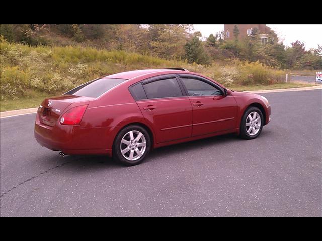 Nissan Maxima LS S Sedan