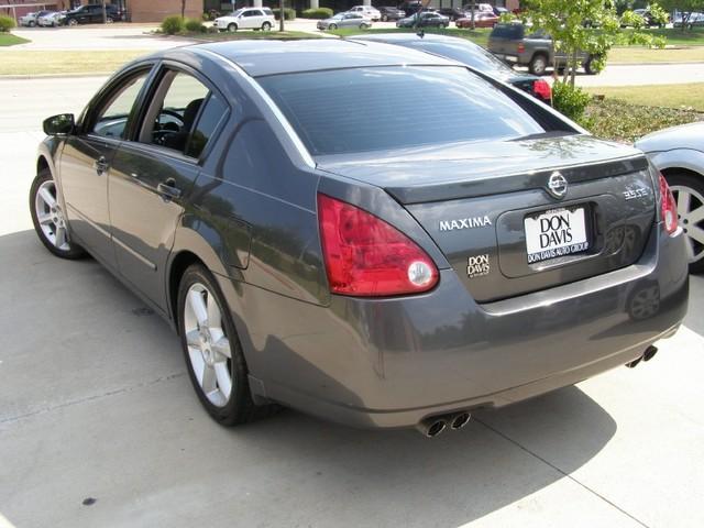 Nissan Maxima LE Unspecified