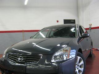 Nissan Maxima 3 Sedan
