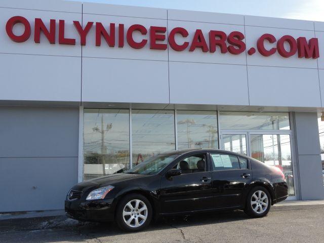 Nissan Maxima Sport -5 Speed-stick-4x4 Unspecified