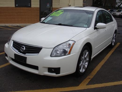 Nissan Maxima SE Unspecified