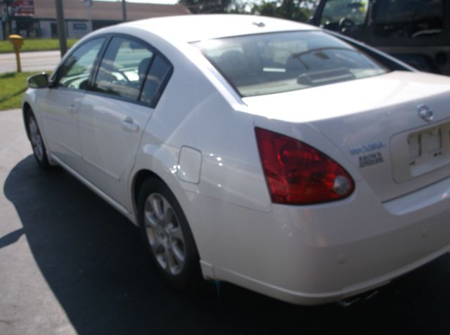 Nissan Maxima 2008 photo 1