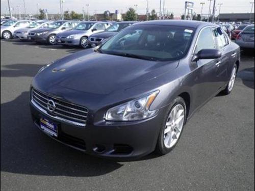 Nissan Maxima XR Other
