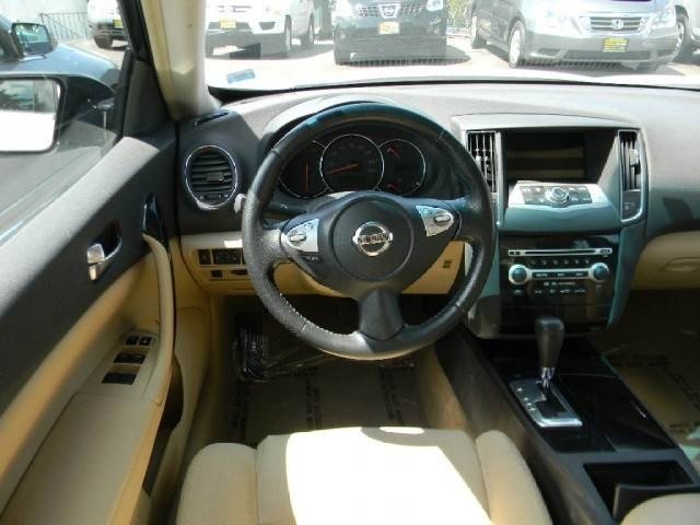 Nissan Maxima 2009 photo 2
