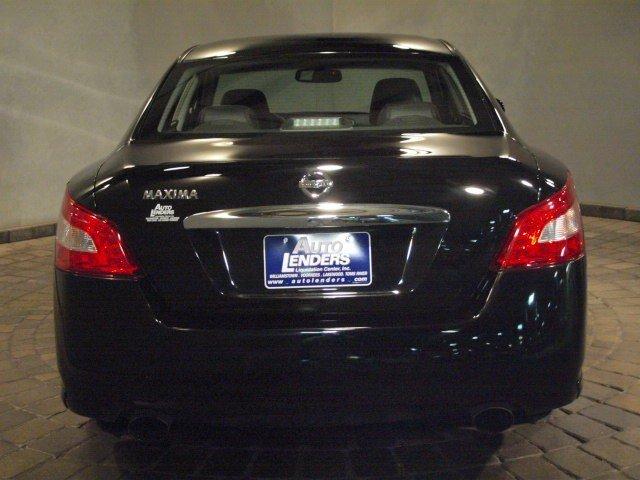 Nissan Maxima 2009 photo 1
