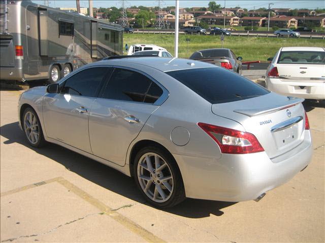 Nissan Maxima 2009 photo 2
