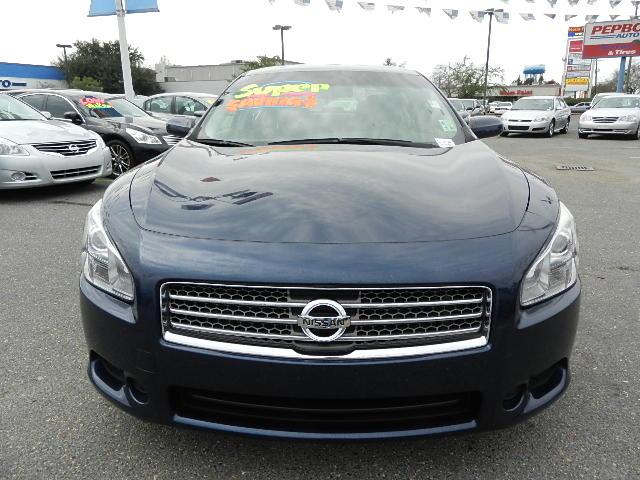 Nissan Maxima 2009 photo 1