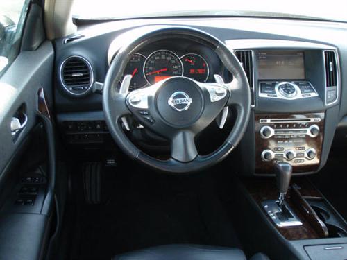 Nissan Maxima 2009 photo 1