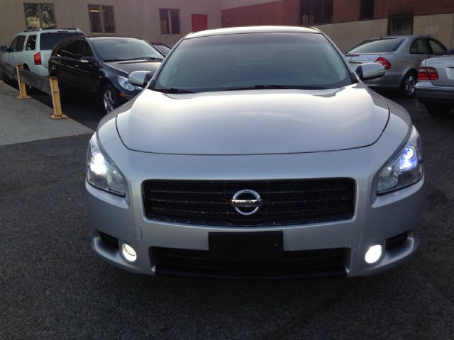 Nissan Maxima 2009 photo 1
