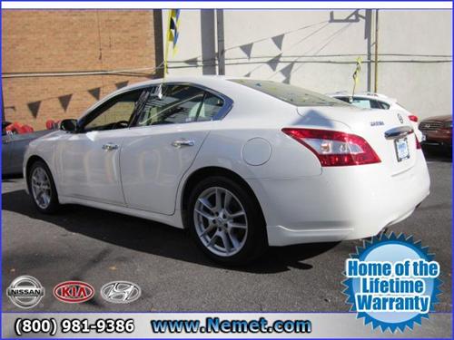 Nissan Maxima XR Other