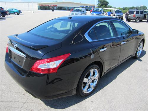 Nissan Maxima 2009 photo 2