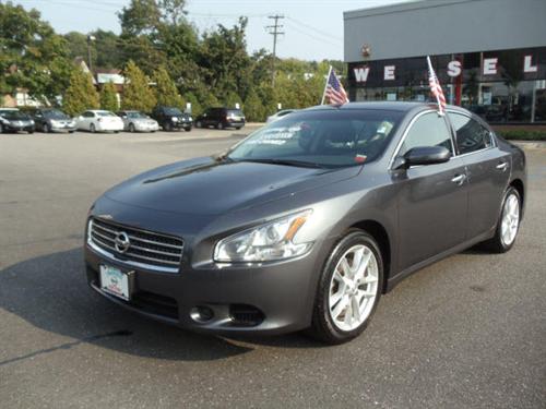 Nissan Maxima XR Other