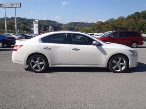 Nissan Maxima XR Other