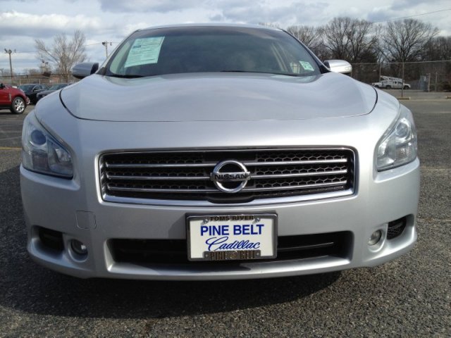 Nissan Maxima Regular Cab 4-wheel Drive Work Truck Unspecified