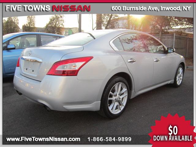 Nissan Maxima Regular Cab 4-wheel Drive Work Truck Unspecified