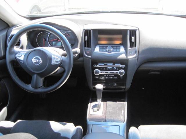 Nissan Maxima 2009 photo 4