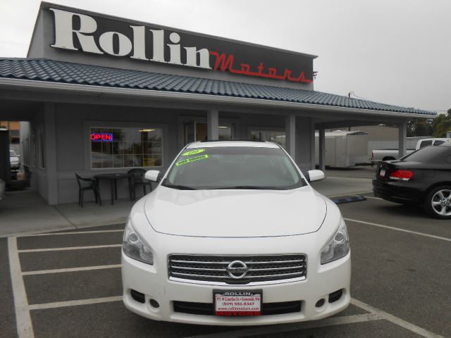 Nissan Maxima LT Trailblazer Package Sedan