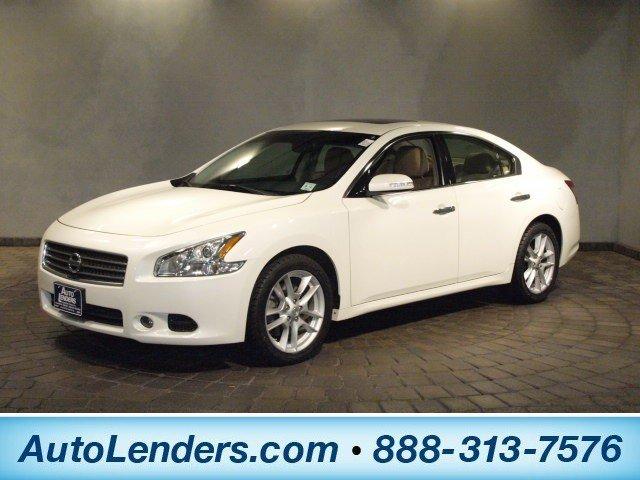 Nissan Maxima Regular Cab 4-wheel Drive Work Truck Sedan