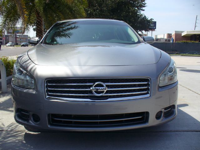 Nissan Maxima 4.6L Eddie Bauer Sedan