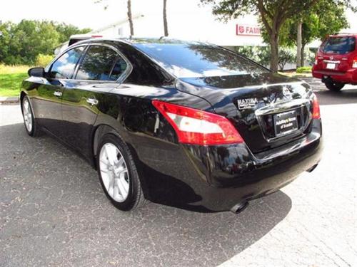Nissan Maxima 2009 photo 1
