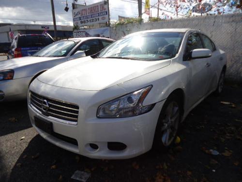 Nissan Maxima XR Other