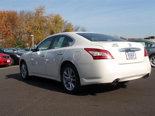 Nissan Maxima 2009 photo 1