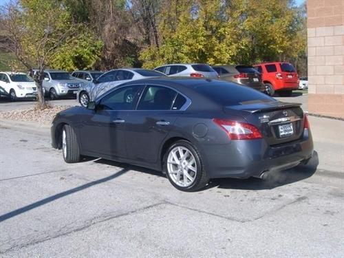 Nissan Maxima Supercab 139 XLT 4WD Other