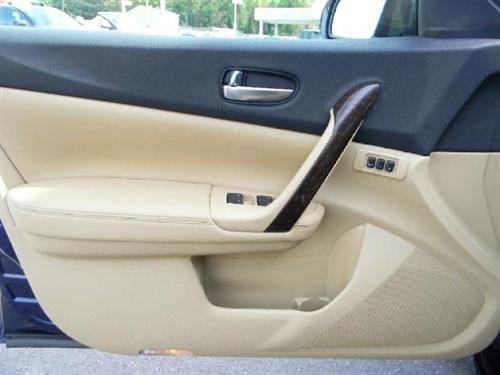 Nissan Maxima 2009 photo 1