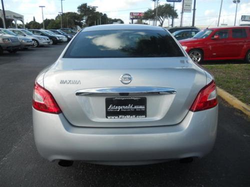 Nissan Maxima 2009 photo 1