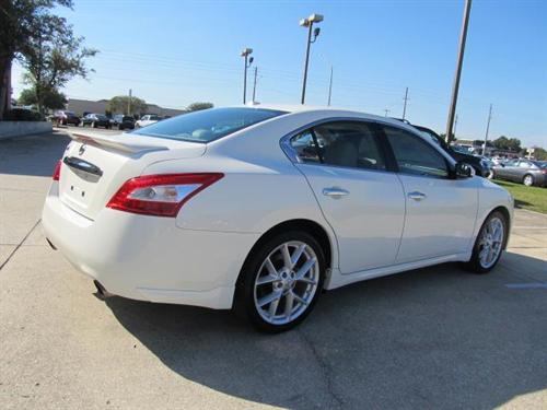 Nissan Maxima 2009 photo 1