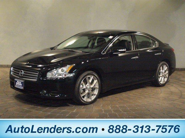 Nissan Maxima Regular Cab 4-wheel Drive Work Truck Sedan