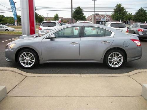 Nissan Maxima 2009 photo 1