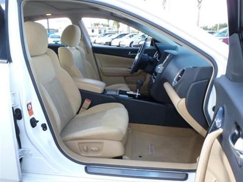 Nissan Maxima 2009 photo 1
