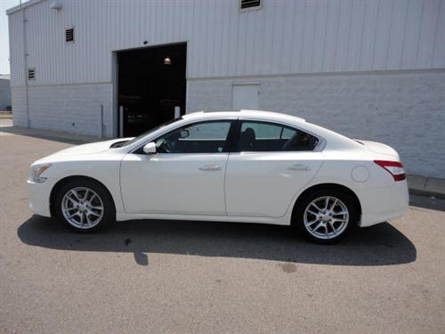 Nissan Maxima XR Other