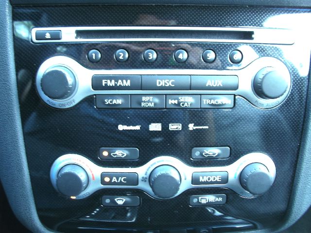 Nissan Maxima 2010 photo 11