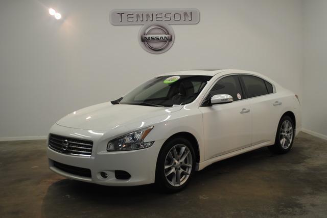 Nissan Maxima 2010 photo 2