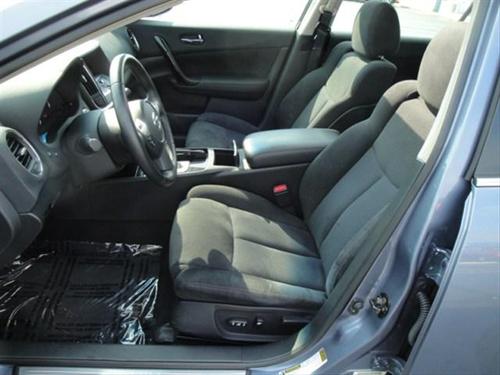 Nissan Maxima 2010 photo 2