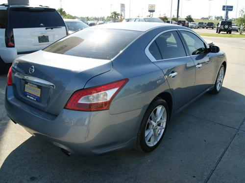 Nissan Maxima 2010 photo 4
