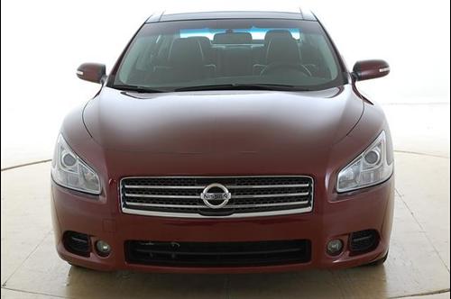 Nissan Maxima 2010 photo 1
