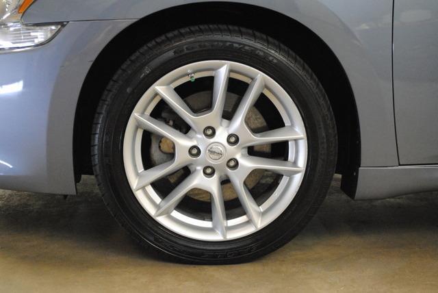 Nissan Maxima 2010 photo 20