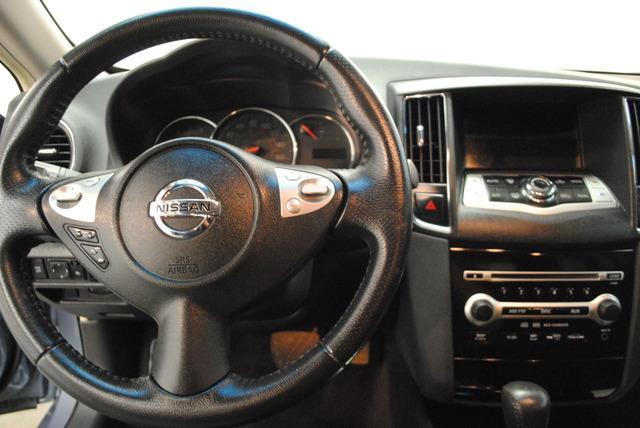 Nissan Maxima 2010 photo 4