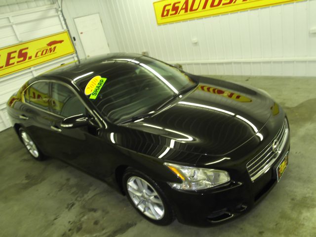 Nissan Maxima 4.6L Eddie Bauer Sedan